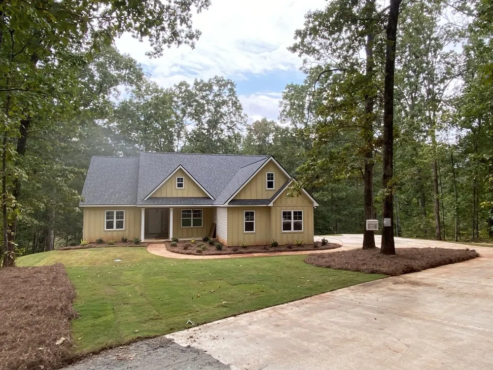 Reliable residential landscaping experts serving Stockbridge, GA - J&O landscaping