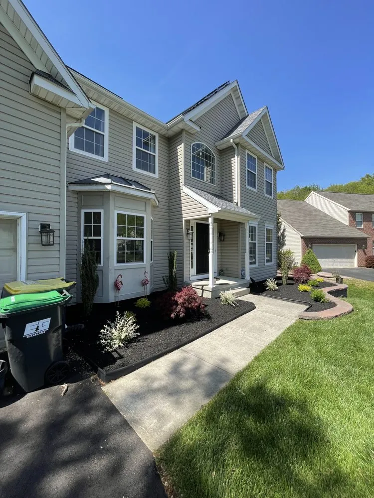 Reliable yard maintenance in Newark, DE by Joan Landscaping