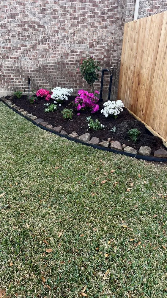 Top-rated residential landscaping near you across League City, TX - Joaquin’s Olvera Lawn Service and Landscaping