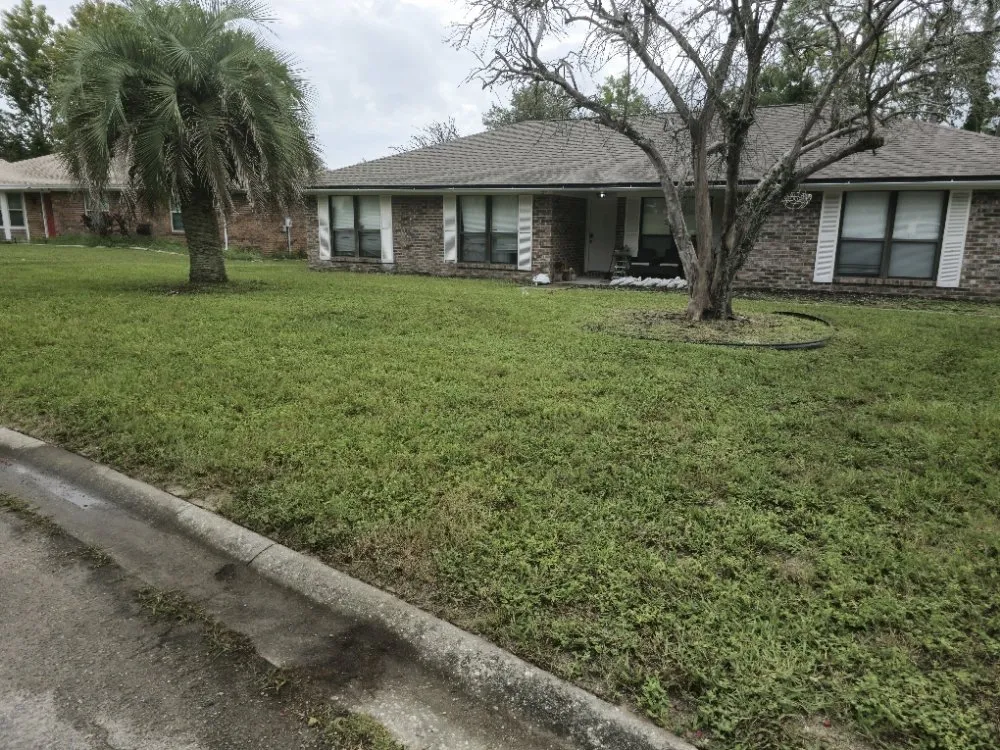 Trusted yard cleanup service in Orange Park, FL - Joat Landscaping