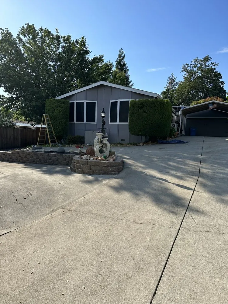 Top-rated lawn care service for year-round maintenance across Oroville, CA - JOAT Services