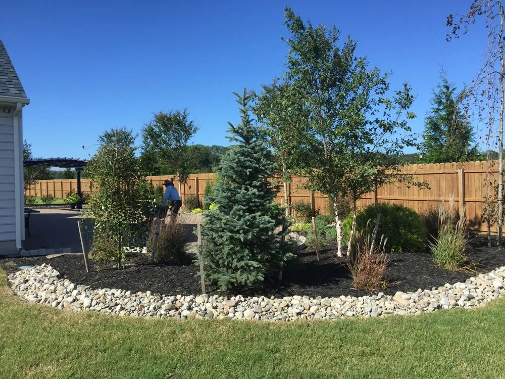 Professional yard maintenance in Lewes, DE - Jobe's Landscape