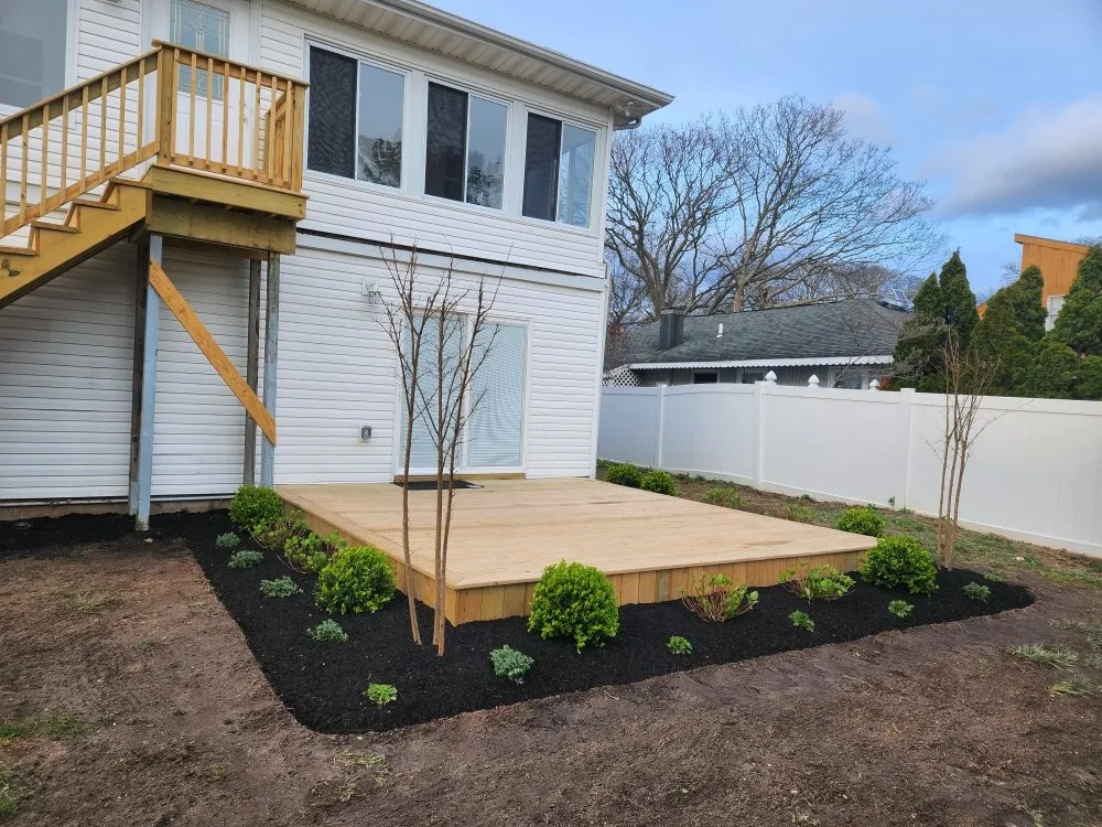 Expert garden landscaping in Hampton Bays, NY - Job's Landscaping