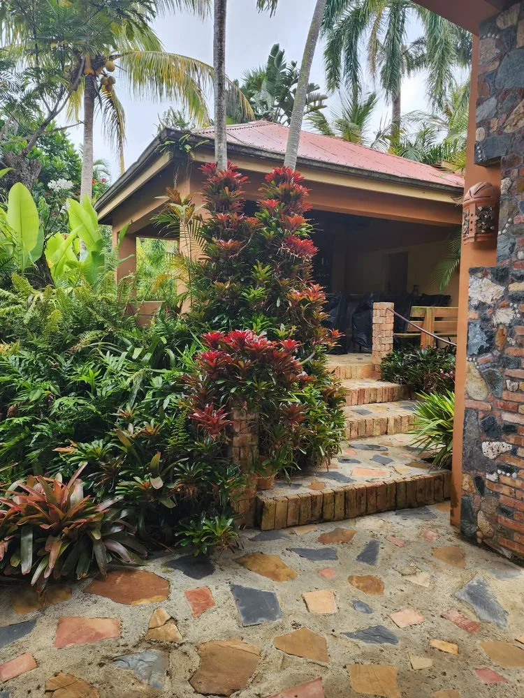 Trusted residential landscaping for year-round maintenance across Fort Myers, FL - Jody's Lawn & Garden