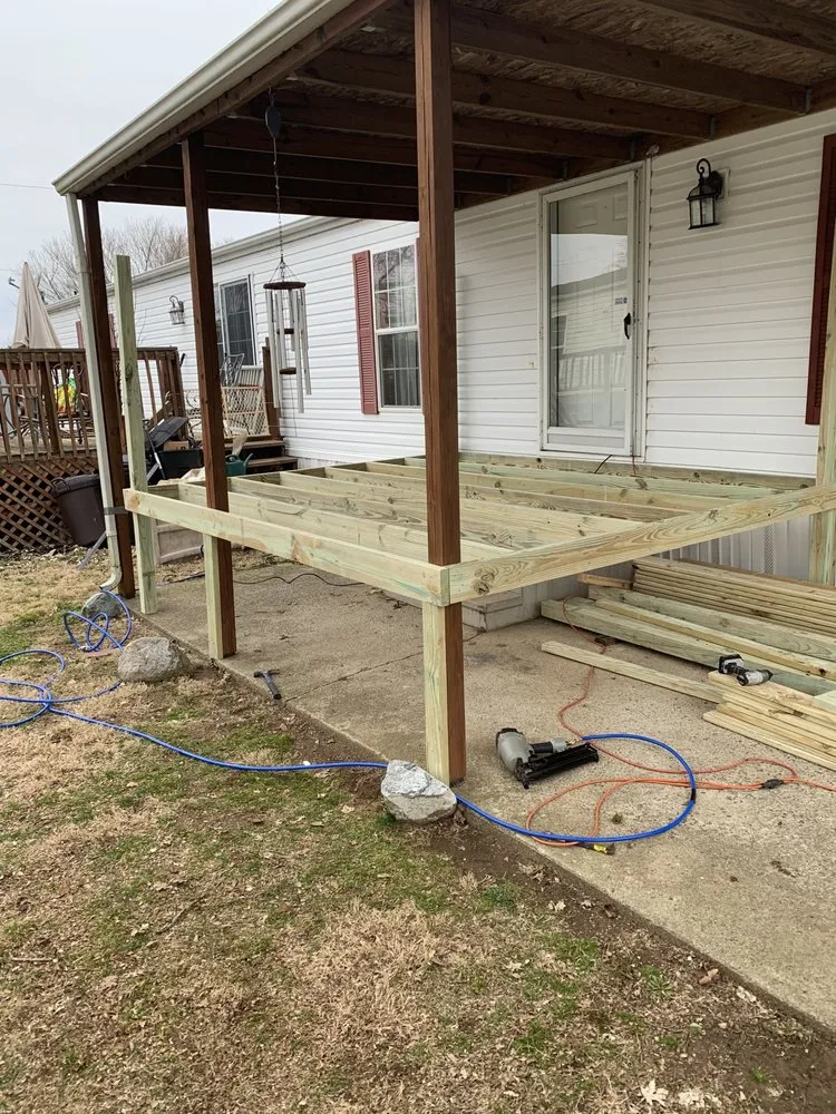 Top-rated outdoor landscaping experts serving Chillicothe, OH - Joe & Kellie’s Landscaping