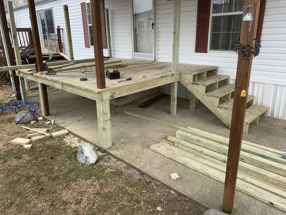 Expert yard maintenance experts serving Chillicothe, OH - Joe & Kellie’s Landscaping