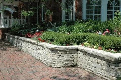 Custom garden landscaping in Highland Park, IL by Joe & Tony Landscaping