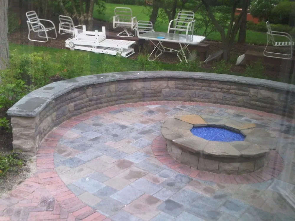 Local yard cleanup service for homes across Highland Park, IL - Joe & Tony Landscaping