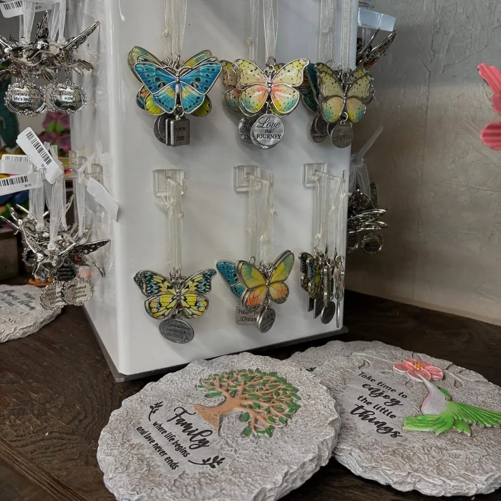 Reliable yard cleanup service experts serving Cincinnati, OH - Joe Cappel’s Lawn Landscape & Garden Center