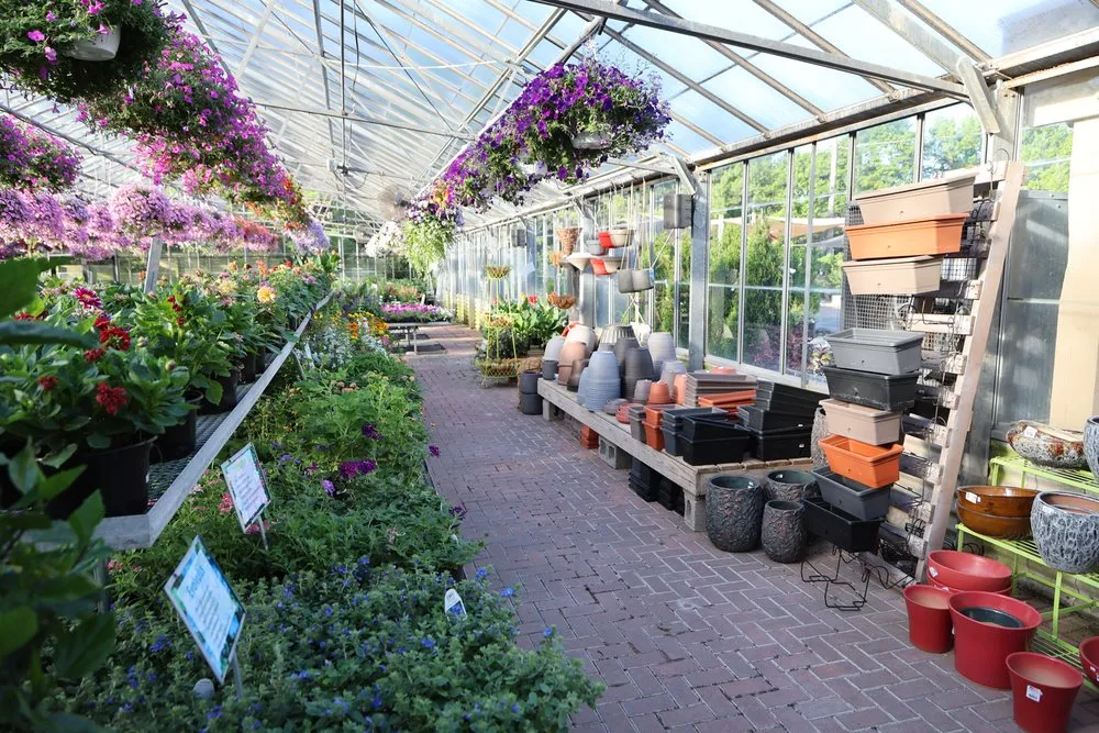 Local yard maintenance for homes across Cincinnati, OH - Joe Cappel’s Lawn Landscape & Garden Center