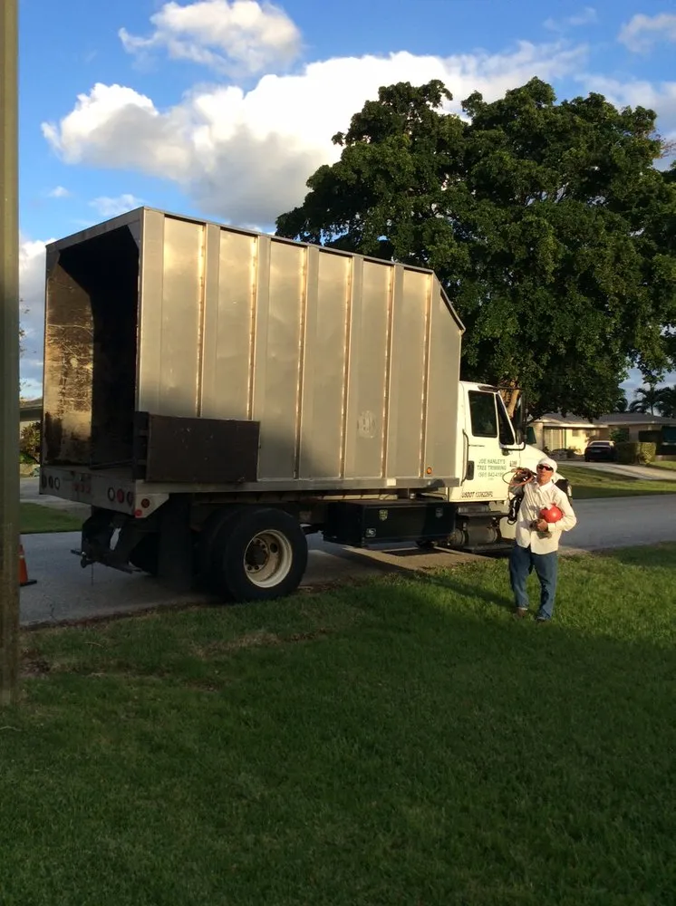 Expert lawn mowing service in North Palm Beach, FL by Joe Hanley's Tree Trimming