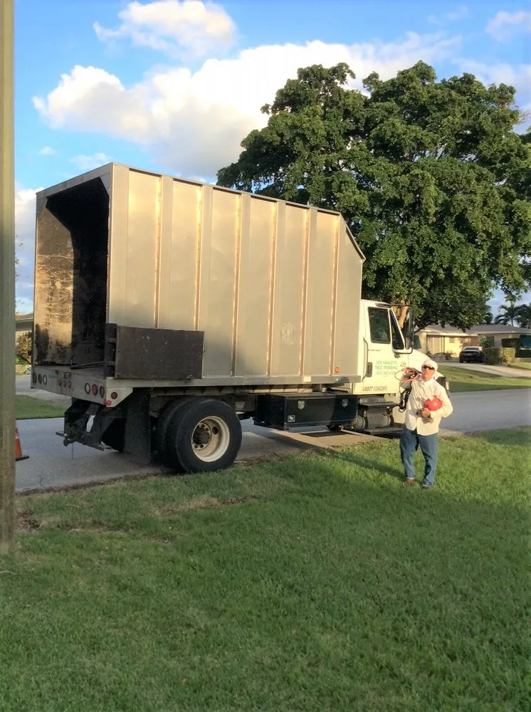 Custom yard maintenance in North Palm Beach, FL - Joe Hanley's Tree Trimming