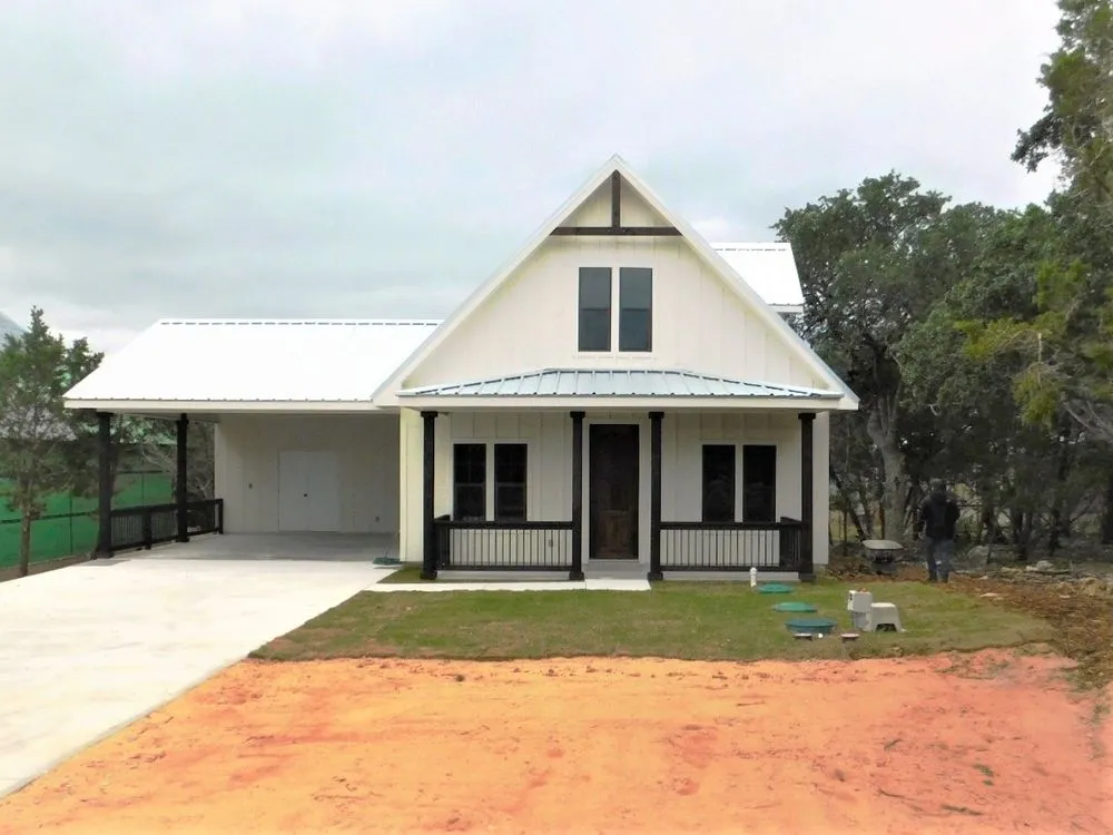 Top-rated residential landscaping in Canyon Lake, TX - Joe Knows Land Clearing and Landscape