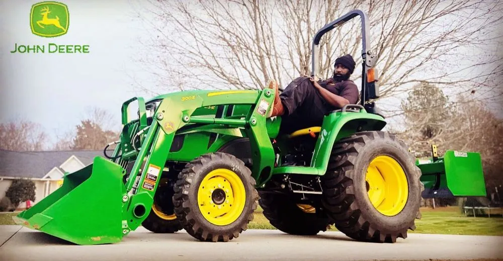 Trusted lawn care service with custom design in Advance, NC by Joe Ruckers Lawn Care Services