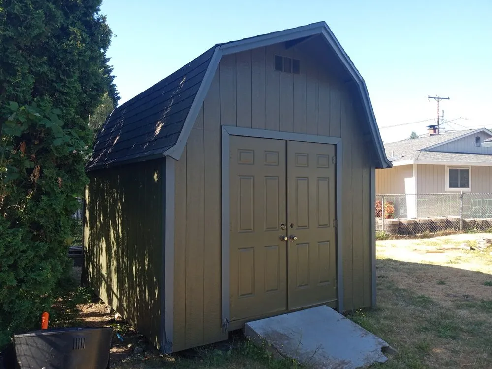 Trusted lawn mowing service in Vancouver, WA by Joe Toby Landscape Maintenance