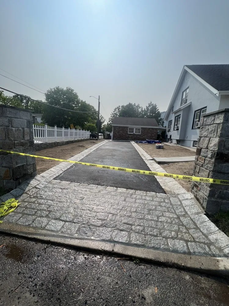 Expert lawn mowing service in Norwalk, CT by Joel’s Landscapes