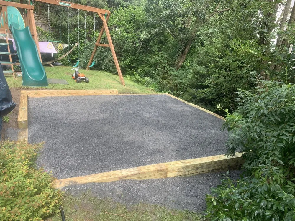 Trusted yard cleanup service experts serving Ossining, NY - Joel's Lanscaping and Construction