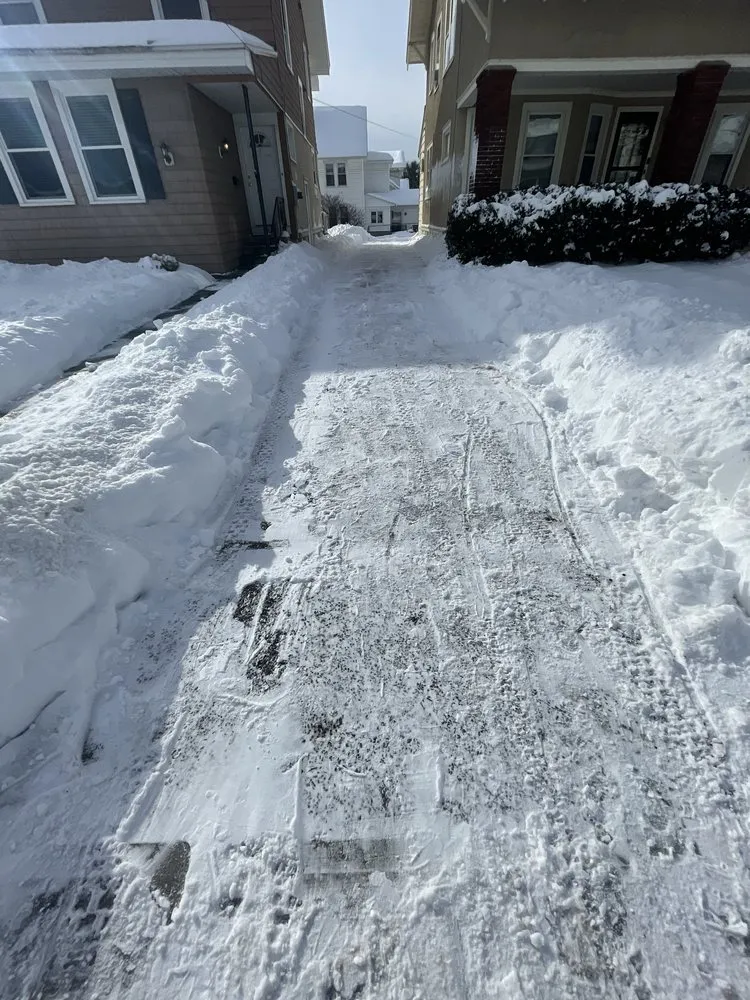 Trusted yard maintenance in Schenectady, NY - Joel's Lawn Care & Clean Up