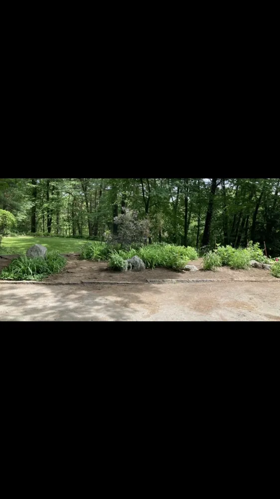 Local yard maintenance experts serving Woburn, MA - Joe's General Landscaping