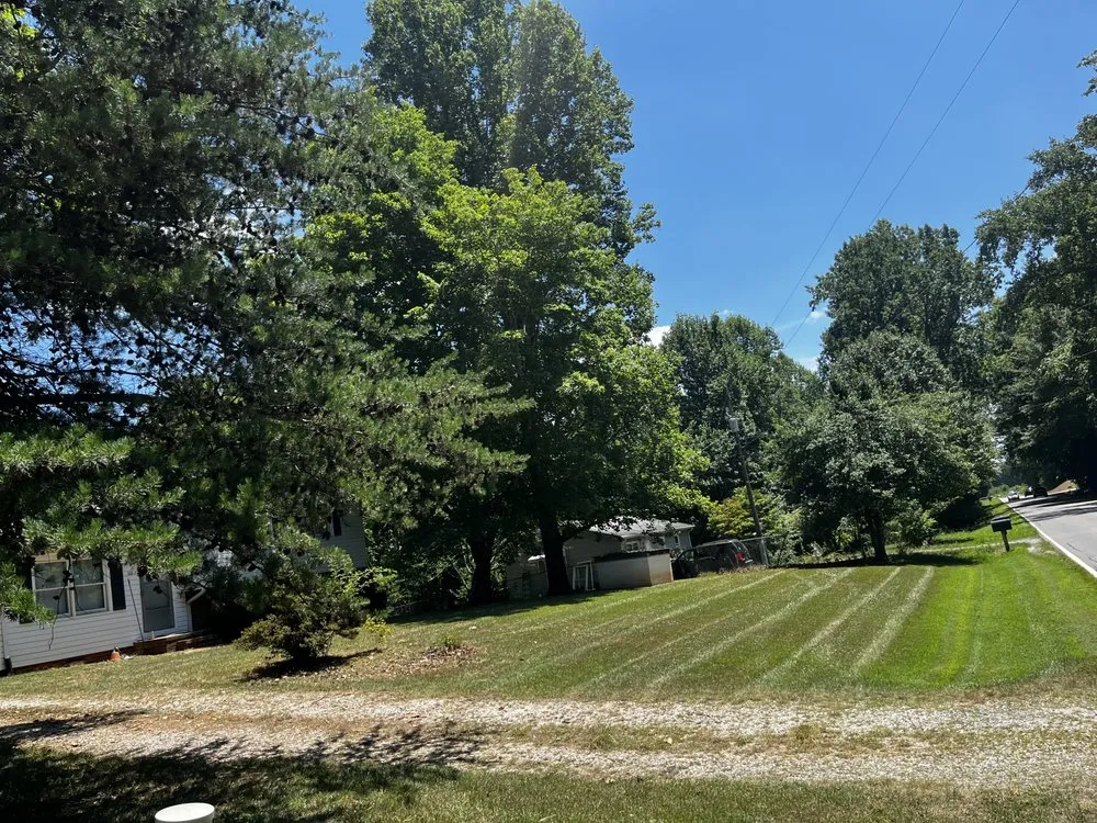 Reliable outdoor landscaping with custom design across Pinnacle, NC - Joe’s handyman service