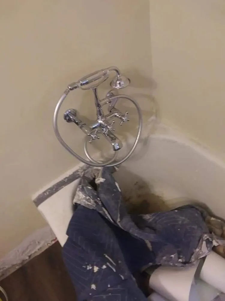 Reliable landscape design for year-round maintenance across Pontoon Beach, IL - Joe's Handyman Services