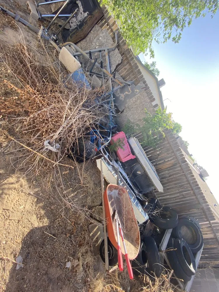 Custom landscape design experts serving Albuquerque, NM - Joes Junk Removal