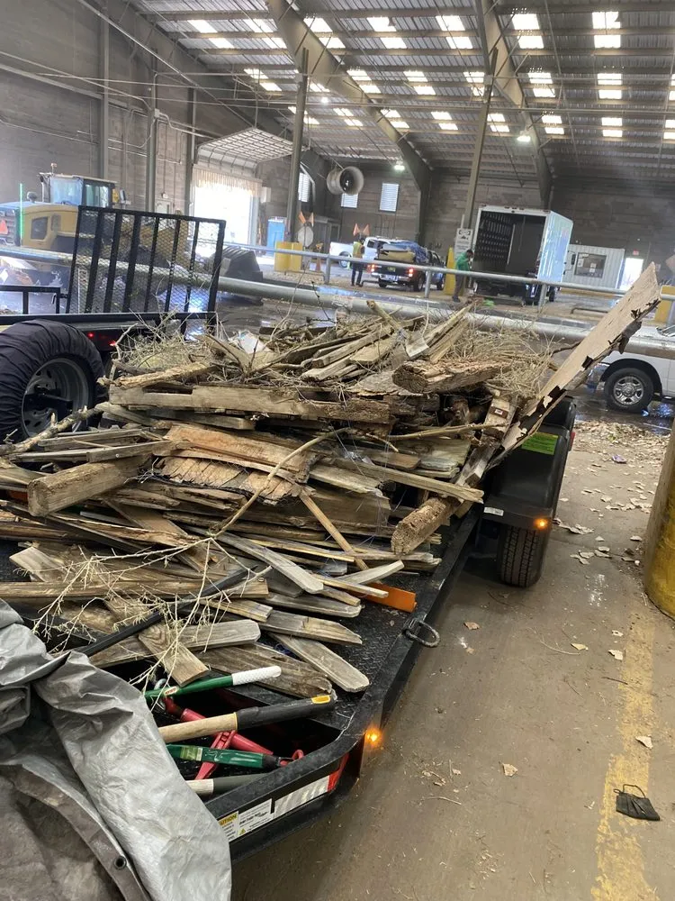 Reliable yard maintenance in Albuquerque, NM - Joes Junk Removal