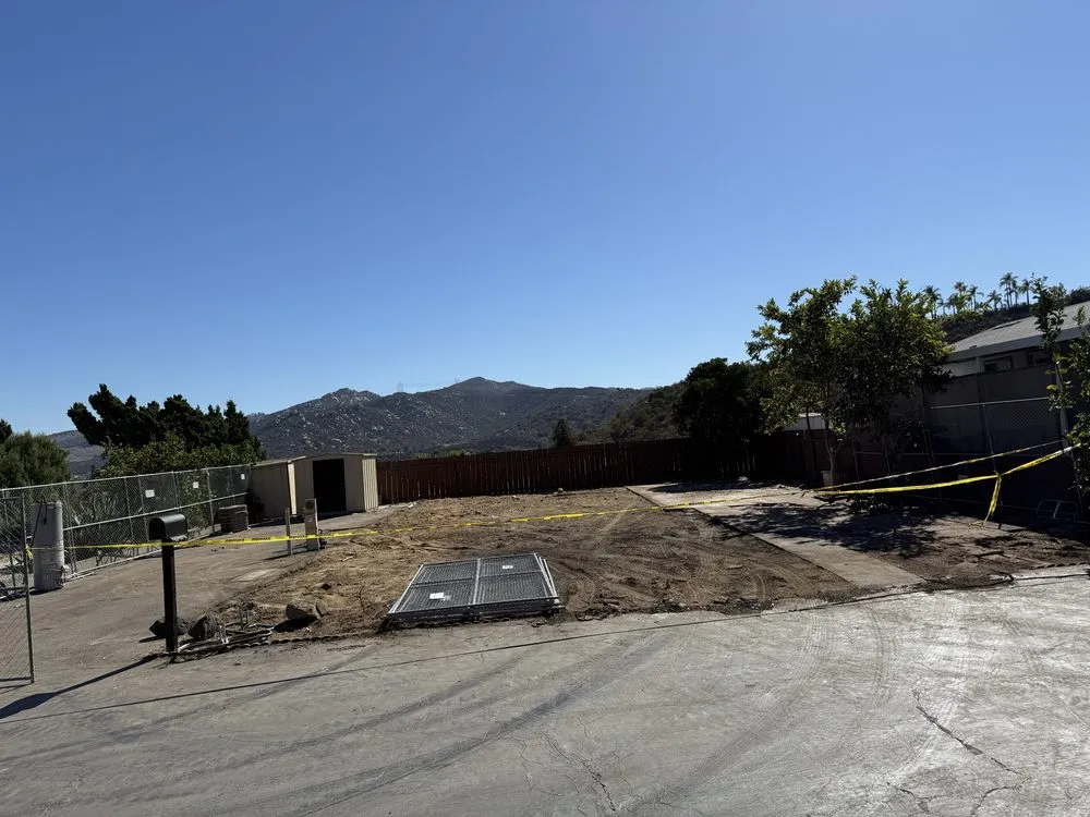 Trusted lawn care service for outdoor upgrades across Romoland, CA - Joe’s Junk Removal