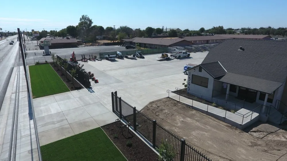 Local landscaping services for outdoor upgrades across Los Banos, CA - Joe's Landscaping & Concrete