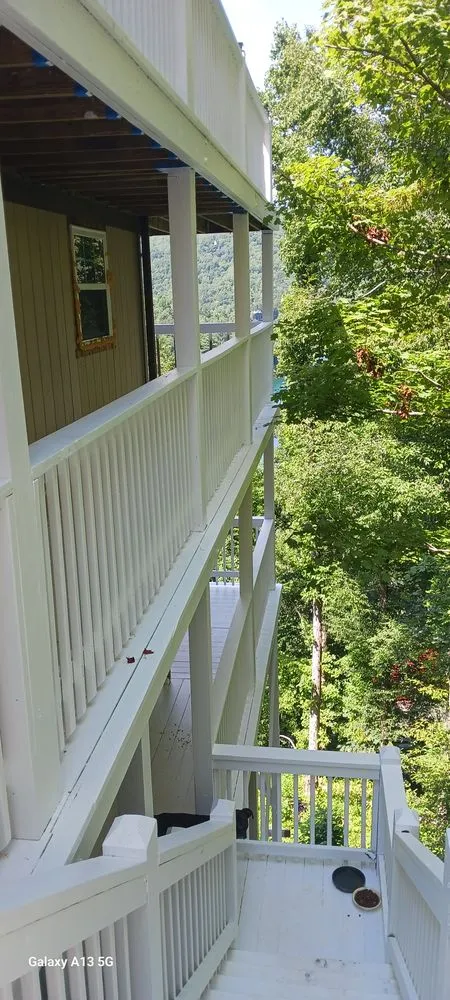 Custom yard maintenance in Hickory, NC - Joes Landscaping and More