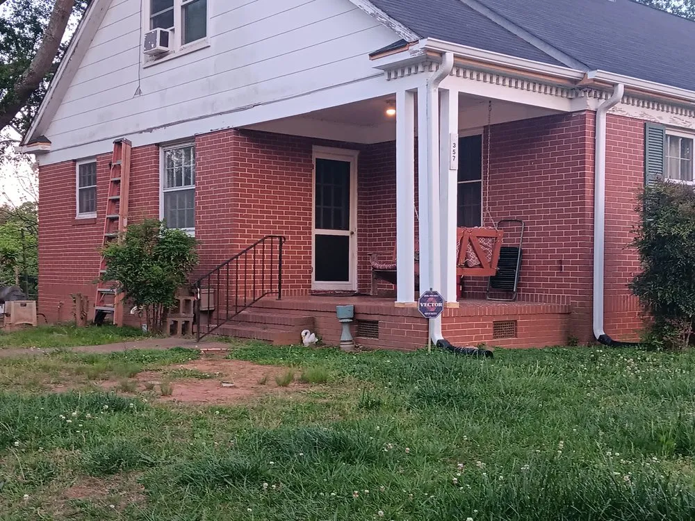 Reliable lawn care service experts serving Hickory, NC - Joes Landscaping and More