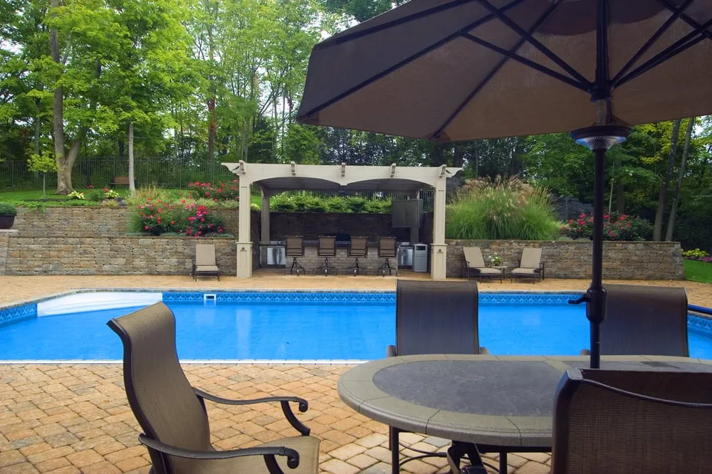 Affordable lawn mowing service experts serving Fairborn, OH - Joe's Landscaping