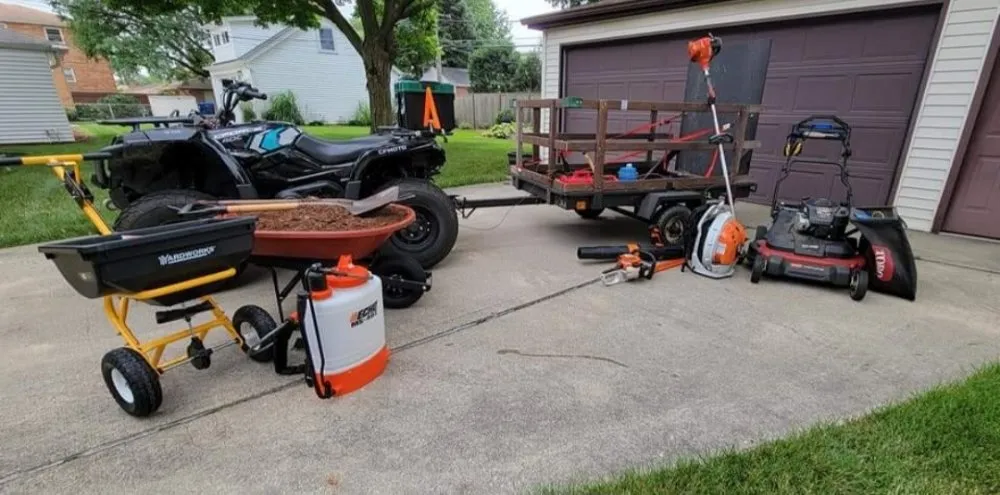 Custom yard cleanup service for residential properties across La Grange Park, IL - Joe's Landscaping