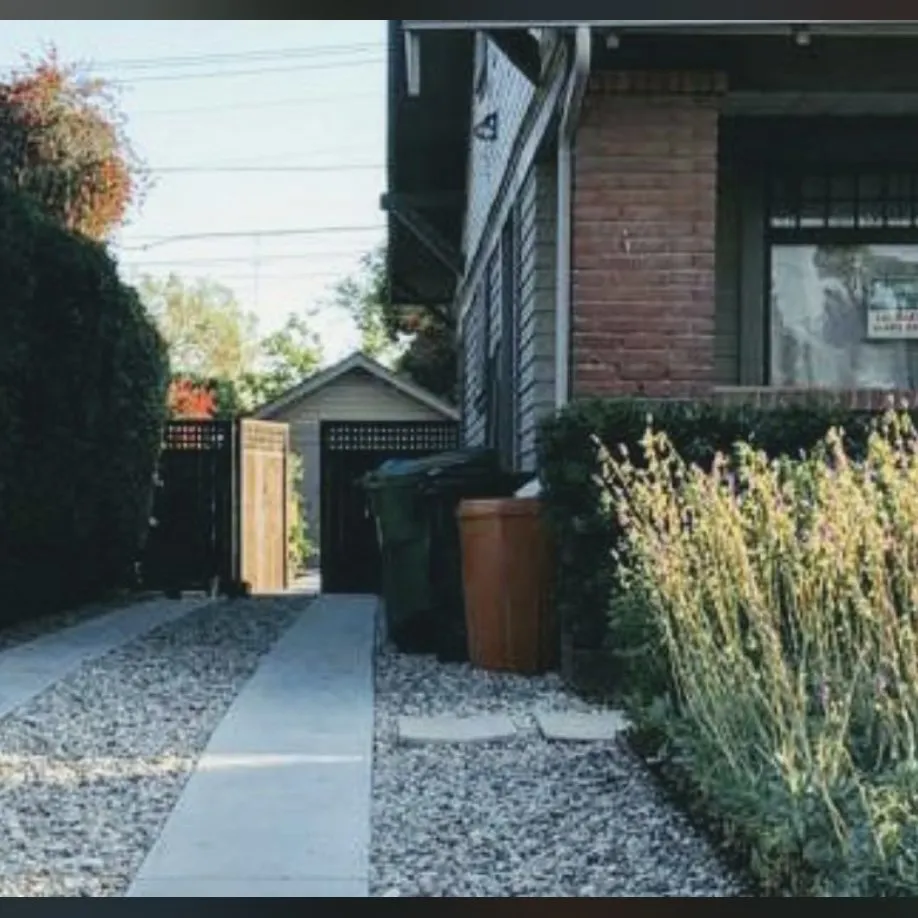 Professional outdoor landscaping for homes in Los Angeles, CA by Joe’s Landscaping