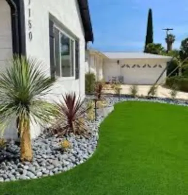 Joe’s Landscaping Logo