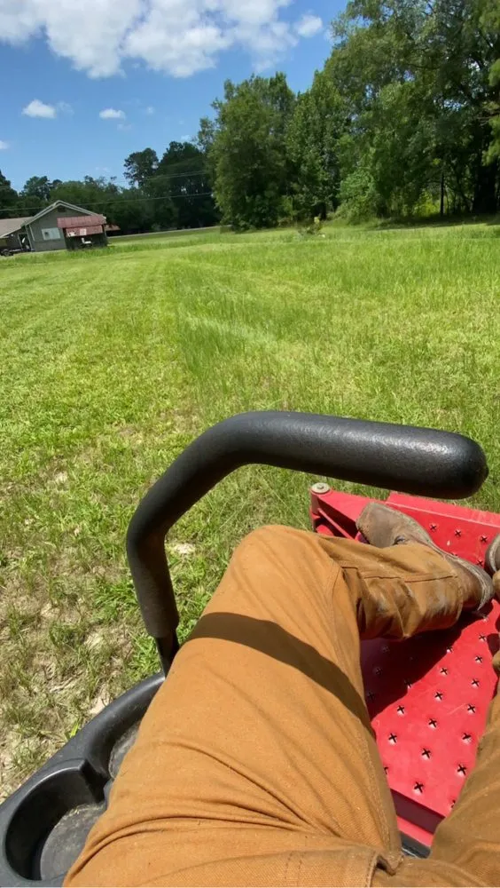 Custom yard maintenance in Ruston, LA - Joe’s Landscaping