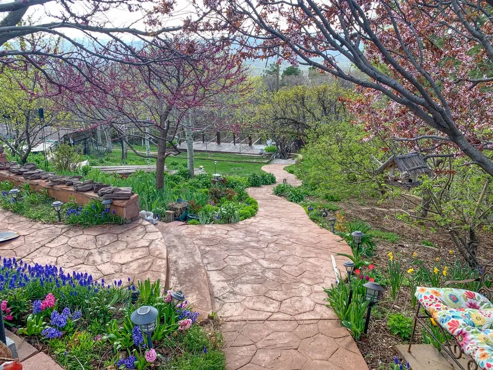 Trusted yard cleanup service in Salt Lake City, UT by Joe’s Landscaping