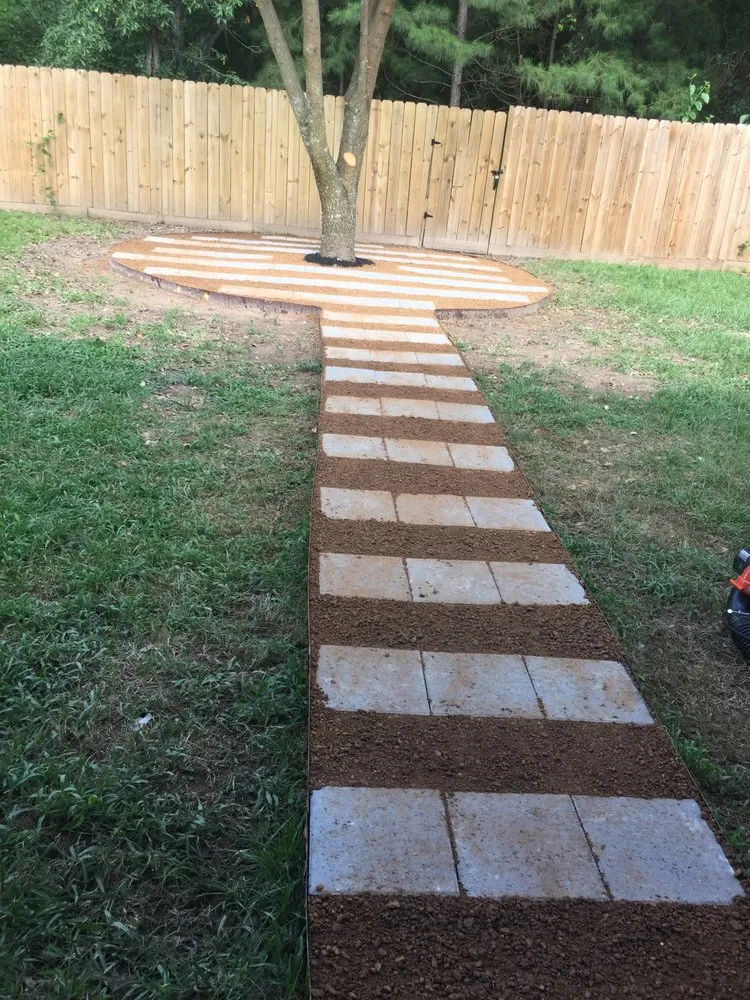 Custom lawn care service near you across Houston, TX - Joe's Lawn & Landscaping Services