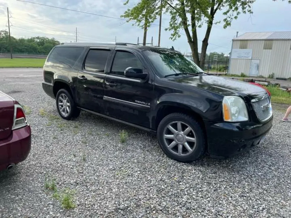 Custom landscaping services in Granite City, IL by Joe's Lawn Care & More