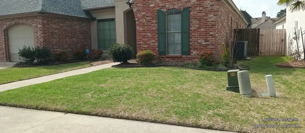 Reliable lawn mowing service near you in Lafayette, LA by Joe's Lawn Care and Handyman Services