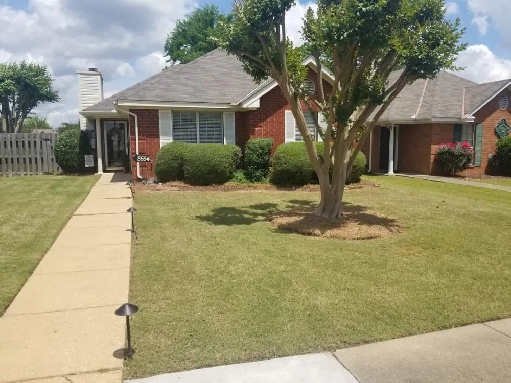 Local garden landscaping for homes across Montgomery, AL - Joe's Lawn Care