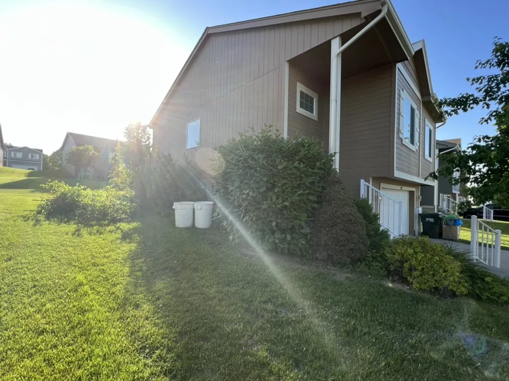 Top-rated landscaping services in Papillion, NE by Joes Lawn Care