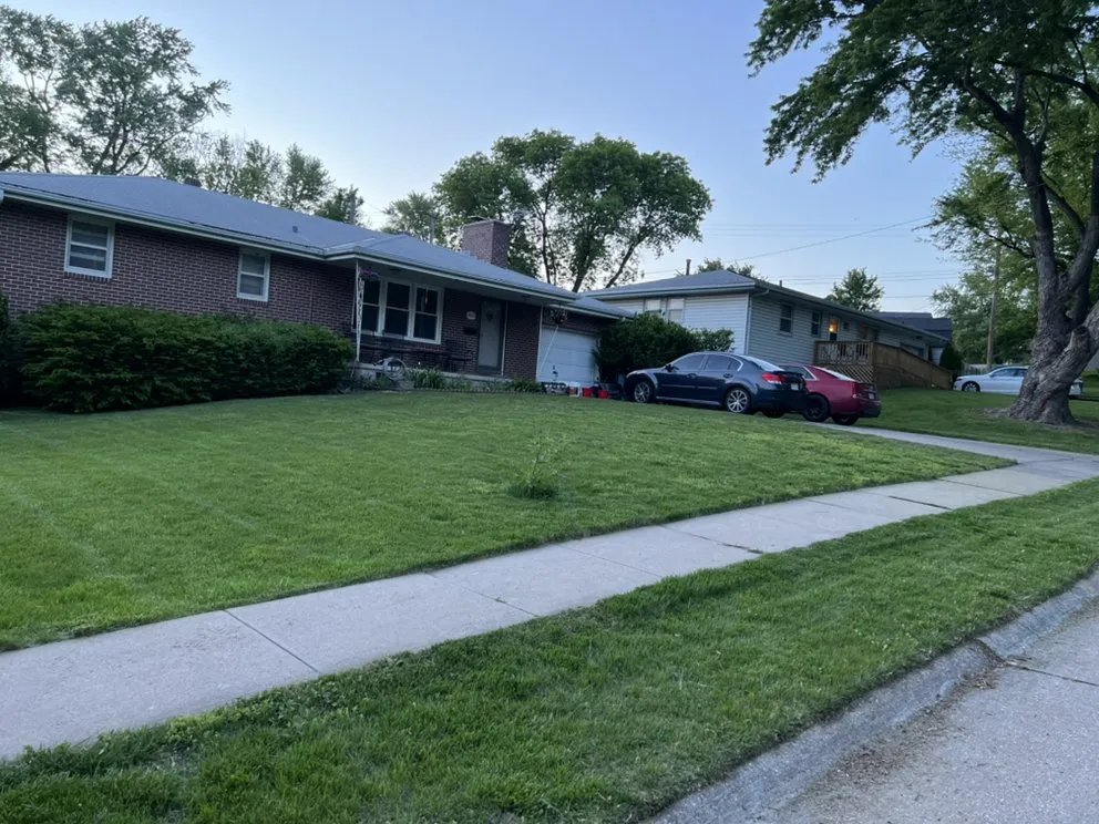 Local lawn care service with custom design in Papillion, NE by Joes Lawn Care