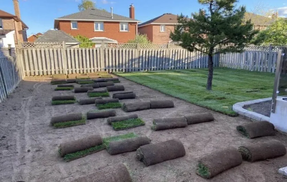 Custom garden landscaping for homes in Mount Clemens, MI by Joe’s Lawn Service & Cleanups