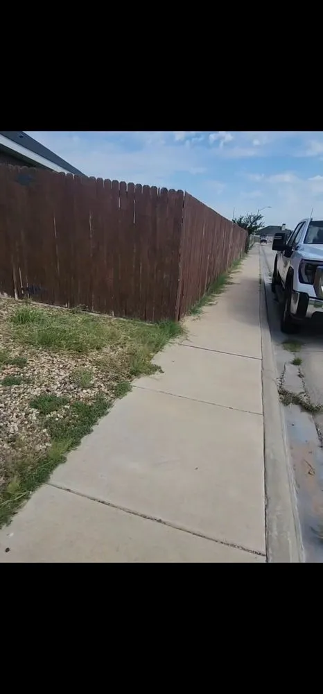 Trusted yard cleanup service in Odessa, TX - Joes Lawn Service