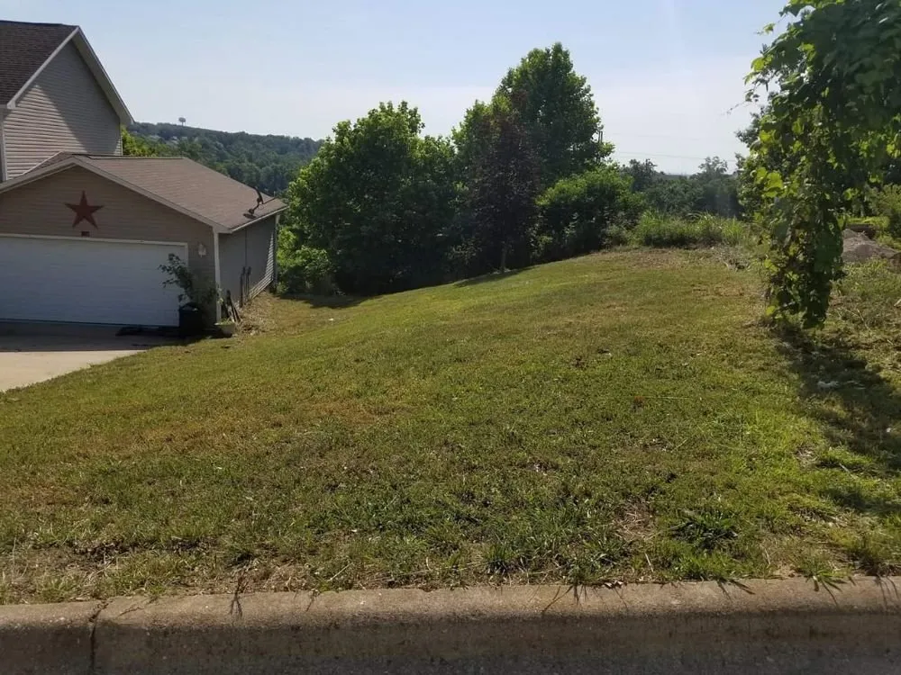 Top-rated residential landscaping in Waynesville, MO - Joe's Neighborhood Lawn Service