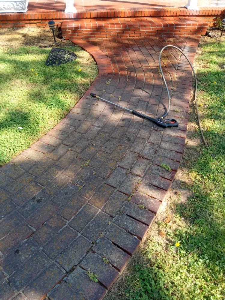 Affordable landscape design in Hopkinsville, KY by Joes Pressure Washing & Landscaping Plus