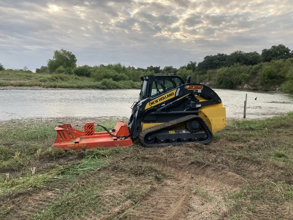 Top-rated yard maintenance experts serving Manor, TX - Joes Skid Steer Service