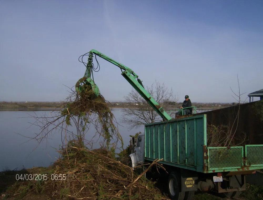 Professional landscape installation experts serving Moses Lake, WA - Joe's Tree And Landscape Service