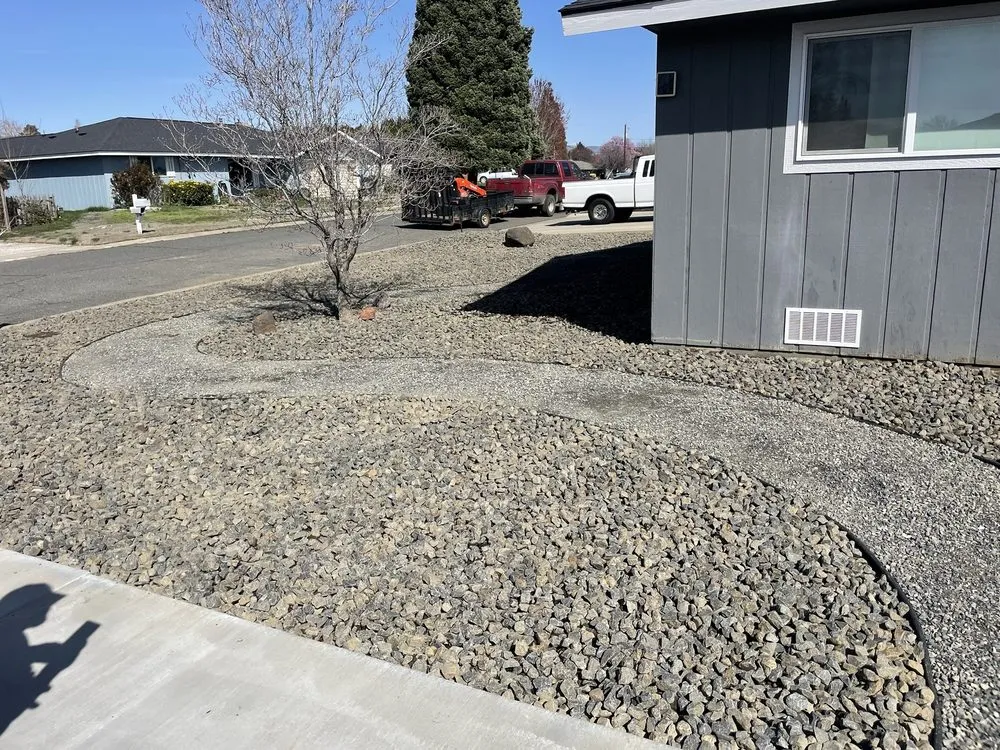 Top-rated lawn mowing service experts serving Yakima, WA - Joe's Yard Service